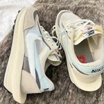 Nike  Sacai Women’s Shoes Size 11 Photo 4