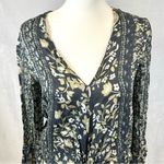 Lovestitch long bell sleeve gray and ivory floral tie front top size small Photo 3