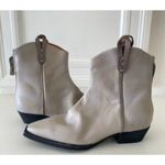 We The Free  Wade Distressed Ankle Boots Gray Leather Sz 39 Photo 1