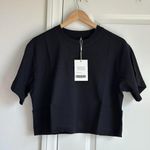 Everlane The Premium Weight Cropped Tee in Black, Size Small Photo 4