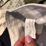 Gloria Vanderbilt  Gray Purple Stitch Hi Rise Shorts. Size 18 Photo 5