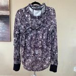 Lululemon  Bring Back The Track Jacket floral‎ size 8 Photo 0