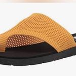 Yellow Box  Women's Feeza Slipper women’s size 8.5 Photo 0