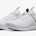 Nike Sneakers Photo 1