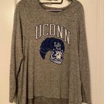 American Eagle UConn long sleeve  Photo 3