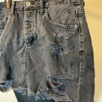 American Eagle 18. Outfitters Black Mini Distressed Mini Skirt Size 6 Photo 2