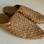 Liberte Prague woven mules size 8 Tan Photo 0