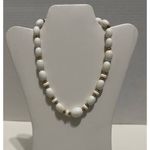 None Vintage Beaded Statement Chunky Necklace Gold White Clasp Closure Photo 2