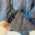 Burton quilted jacket medium Photo 6