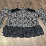 Tularosa Syrah called shoulder floral top Photo 1