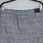 American Eagle Black and White Plaid Mini Skirt Size 14 Preppy Plaid Skirt Photo 6