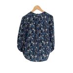 margaret o'leary Margaret O’Leary Poet Top Blue Floral Button Silk Photo 1