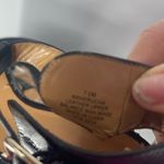 Nine West  wedge‎ sandal size 7 1/2 black 
Bin 1 Photo 4