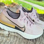Nike  REACT Women Shoes  Photo 0