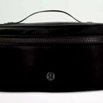Lululemon Oval Top-Access kit Vol 3.5L in Black Photo 0