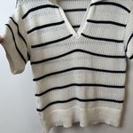Old Navy  Open-Stitch Polo Sweater in Vancouver sz M Photo 4