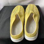 Easy Spirit  WO SIZE 10 LEATHER SLIP ON MULE MUSTARD YELLOW CROCHET LOOK Photo 14
