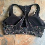 Athleta  Contender Bra D-DD Photo 4
