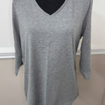 Hue Grey V-Neck 3/4 Sleeve Top Size Large Photo 0