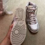 Nike Air Jordan 1 Retro High Photo 3