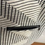 Nic+Zoe  Black and Cream Printed Faux Leather Trim Zip Front Dress Size Medium Photo 3