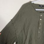 7 For All Mankind crinkle cotton henley top sz XS Photo 4