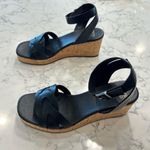 Frye & Co Black Leather Wedge Open Toe Sandals Size 6 Photo 1