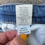 BKE buckle Payton light wash embroidered lightweight capri crop jeans Size 26 Photo 3