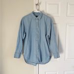 J.Crew  Relaxed Fit Chambray Shirt Womens 8 Blue Long Sleeve Button Up Preppy Photo 2