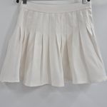 Princess Polly  White Pleaded Mini Skirt Size 6 Photo 2