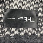 THE WAY Black White Checkered Cropped Knit Long Sleeves Sweater, Size OS Photo 2