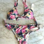 Hot water ladies floral swim bikini set vacation outdoors size small Photo 0