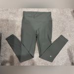 Lululemon Women’s In Focus Run Tight Sense Knit Army Green Size 8 Photo 0