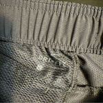 Nike Dri fit Gray Cropped Pants Photo 4