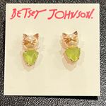 Betsey Johnson NWT Cat Stud Earrings Photo 1