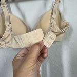 SKIMS NWT  Weightless Demi Bra Size 32B Photo 6