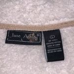 Jane Ashley  Sherpa fleece lined sleeveless full zip up vest Photo 7