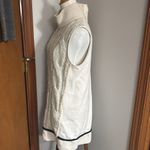 Women's Kuho designer Cable Knit Sleeveless Sweater Photo 4