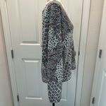 Daytrip  V-Neck women’s blouse Photo 4