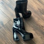 Madden Girl  Womens Kourtt Black Patent Platforms Mid-Calf Boots Shoes new Size 9 Photo 3