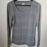 32 Degrees Heat Long Sleeve Top T-Shirt Gray Snowflake Striped White Print Photo 7