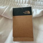 The North Face  Evolution Shorts NWT size XXL in White Dune Fleece Sweat Shorts‎ Photo 5