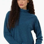 Canada Weather Gear Top Womens XL Heather Blue Athletic Outdoor Mock Neck Sport Photo 0