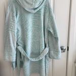 PINK - Victoria's Secret PINK Victoria’s Secret Women’s Light Blue Robe w/ White Fluffy Hood - Size M/L Photo 4