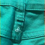 prAna  2/26 pants womens green skinny zip and button close Photo 7