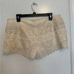 Sans Souci  Ivory Shorts size XL Photo 1
