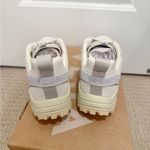 VEJA  Venturi Alveomesh Sneakers in Gravel Menthol Ice size 7 Photo 3