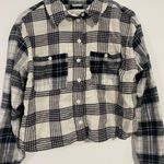 American Eagle Plaid Crop Flannel Photo 1