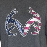 Realtree Women’s Dark Gray USA Flag Antlers Tee Size M Photo 2