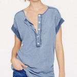 J. Crew Blue Chambray Denim Top Women's Size XS Quarter Button Detail Sleeve Photo 0